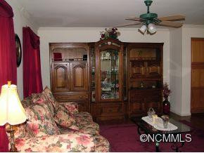 32 Kaden Ln - Photo 2