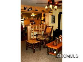2043 Lickskillet Road - Photo 5