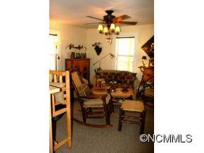 2043 Lickskillet Road - Photo 6