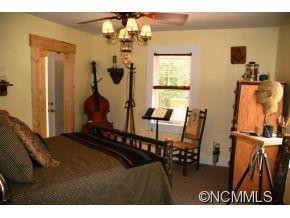 2043 Lickskillet Road - Photo 10