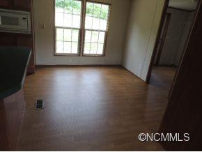 142 Andy Drive - Photo 3
