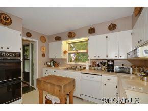 2 Crestwood Lane - Photo 5