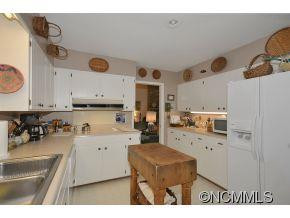 2 Crestwood Lane - Photo 6