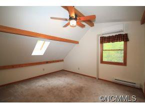 939 Mountain Lake Drive - Photo 19