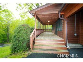 939 Mountain Lake Drive - Photo 4