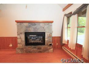939 Mountain Lake Drive - Photo 9