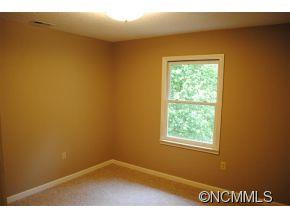 23 Pineview Drive - Photo 11