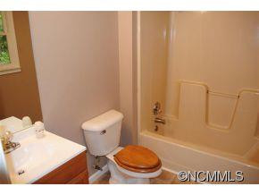 23 Pineview Drive - Photo 15