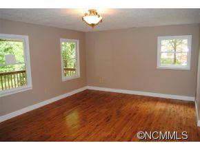 23 Pineview Drive - Photo 6