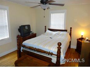 108 Hazelwood Ave - Photo 11