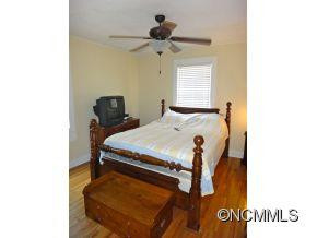 108 Hazelwood Ave - Photo 12