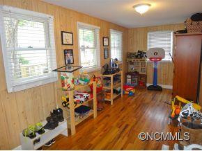 108 Hazelwood Ave - Photo 17