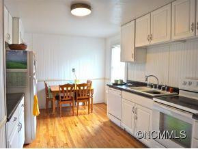 108 Hazelwood Ave - Photo 8