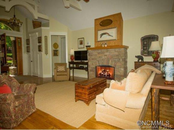 767 Dunroy Drive - Photo 3