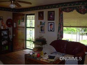 334 Riverview Dr. - Photo 6