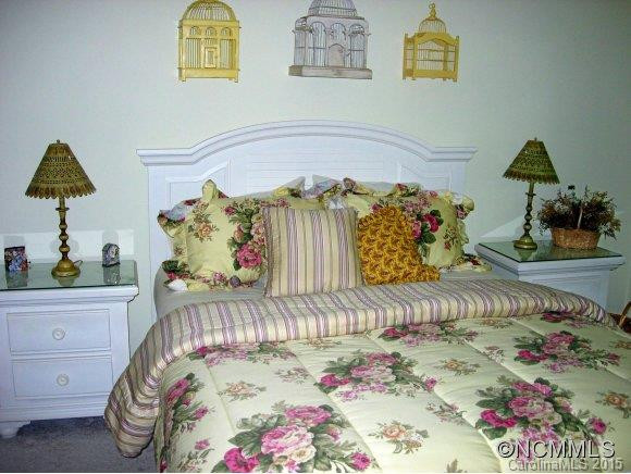 55 BRAD STREET - Photo 18