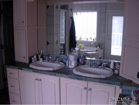 55 BRAD STREET - Photo 8
