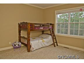  - Photo 11