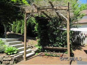 108 Village Greenway - Photo 13
