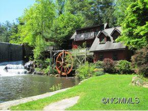 108 Village Greenway - Photo 18