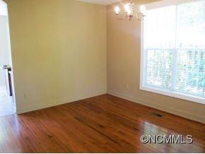 108 Village Greenway - Photo 3