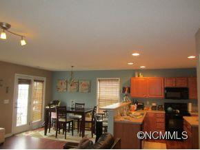 201 Yadkin - Photo 3