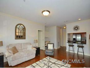 9 KENILWORTH KNOLL #209 - Photo 2