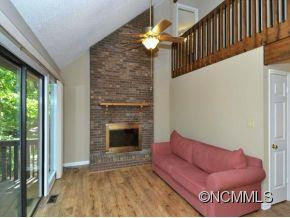 19 VILLAGE DRIVE - Photo 2