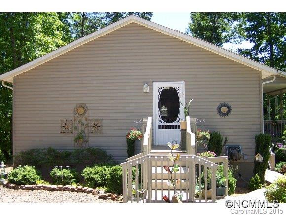 300 Whispering Ridge Farm Lane