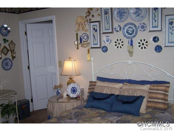 300 Whispering Ridge Farm Lane - Photo 12