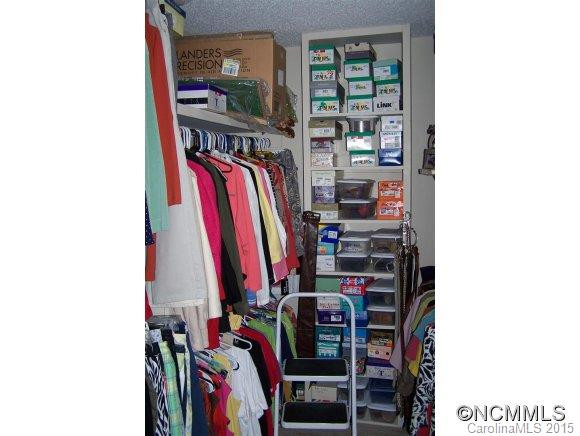 300 Whispering Ridge Farm Lane - Photo 13