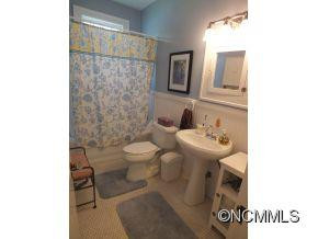 22 Larchmont Road - Photo 15