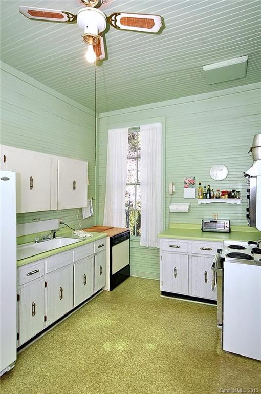  - Photo 9