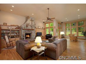 132 Marmot drive - Photo 4