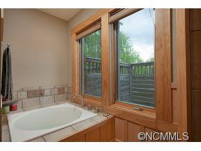 132 Marmot drive - Photo 10