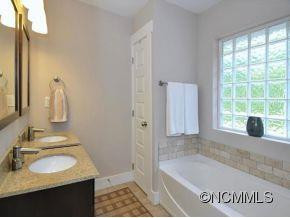 39 GRAY ST - Photo 18