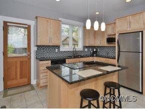 39 GRAY ST - Photo 5