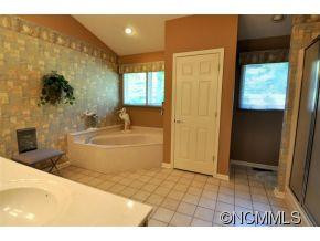 2 Ben Hogan Drive - Photo 10