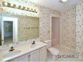 22 E. ROSEWOOD - Photo 8