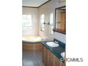 240 Pleasant Hill Rd - Photo 5