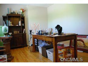 615 Biltmore Ave, Unit A-2 - Photo 11