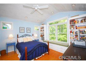79 Waters Cove - Photo 13