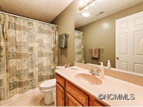 1030 REDFIELD DRIVE - Photo 16
