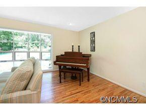 54 West Kensington - Photo 15
