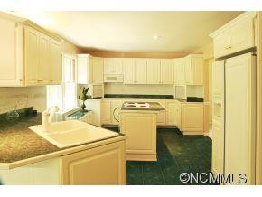 141 Ridgewood Place - Photo 12