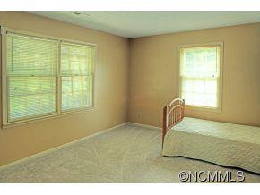 141 Ridgewood Place - Photo 14