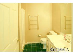 141 Ridgewood Place - Photo 15