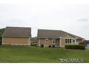 2003 Hyde Park Dr. - Photo 2