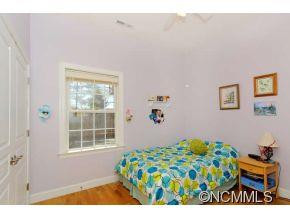 2 Trafalgar Circle - Photo 12