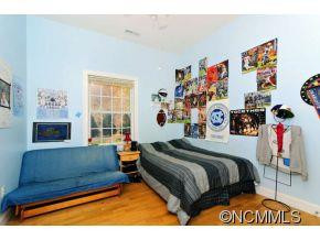 2 Trafalgar Circle - Photo 13